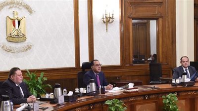 الحكومة: الإفراج عن بضائع بقيمة 3.7 مليار دولار