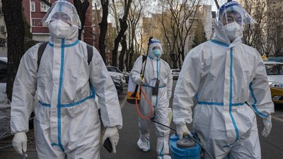 خبير بالصحة العالمية يحذر من مخاطر كورونا في المستقبل: لا تزال هناك مفاجآت غير سارة 