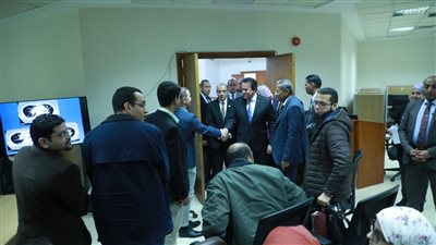 وزير الصحة يشهد المحاضرة التعريفية للملتحقين بزمالة الأشعة التداخلية تمهيدًا للامتحان العملي