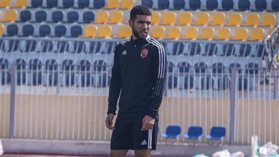 قندوسي يقود تشكيل الأهلي المتوقع أمام أسوان في الدوري الممتاز