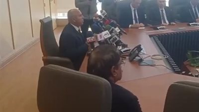 وزير النقل: التعاقد مع 20 شركة قطاع خاص لتشغيل خطوط الانتقال للعاصمة الإدارية