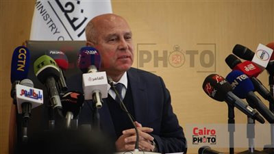  زيادة المنحة الاستثنائية والحد الأدنى للأجور لـ المتحدة للشحن إلى 4000 جنيه