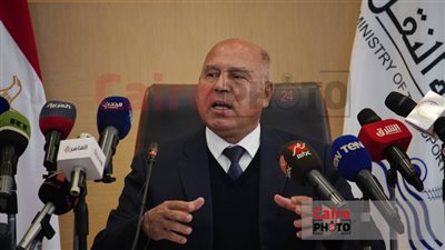 وزير النقل: استوردنا 145 تاكسي كهربائي للعمل بالعاصمة.. ويتم إعداد تطبيق لاستخدامه