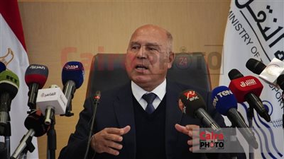 وزير النقل: القطار الكهربائي السريع يخدم نقل البضائع بين الموانئ والمحافظات ويختصر المدة الزمنية