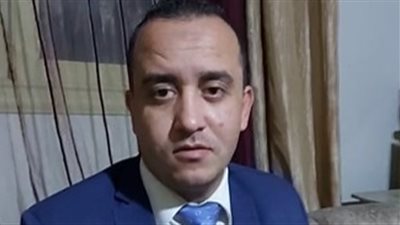 المشجع الزملكاوي صاحب الخناقة مع مرتضي منصور: حررت محضرا وعايش في رعب | فيديو 