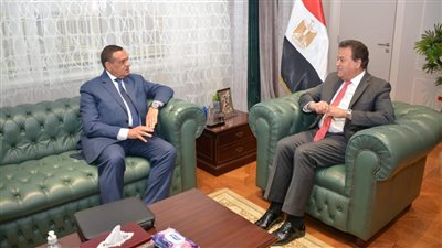 وزيرا الصحة والتنمية المحلية يبحثان حلولًا مبتكرة لخفض معدلات الكثافة السكانية