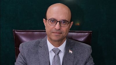 رئيس جامعة أسيوط: صرف مكافأة للعاملين بمناسبة شهر رمضان