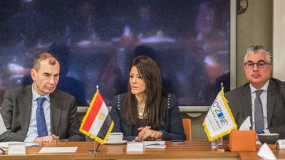 اقتصادية قناة السويس تطلق المرحلة الثانية من رقمنة خدمات المستثمرين 