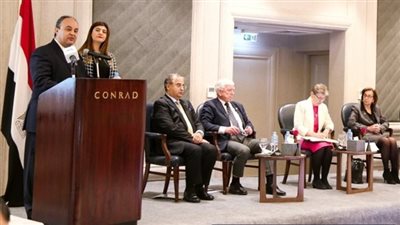 هيئة الدواء المصرية تشارك في مؤتمر توطين وتطوير صناعة الدواء بمصر