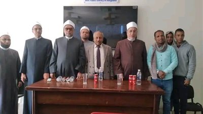 المركز الأشعري يعقد لقاء تثقيفيًا لوعاظ وواعظات الأزهر ومدرسي المعاهد الأزهرية بالغردقة