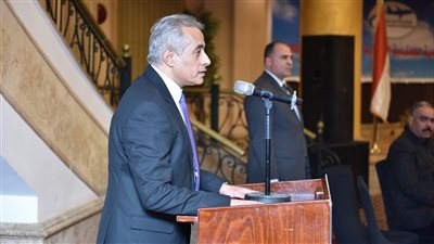 وزير القوى العاملة في الجمعية العمومية لأعمال النقل الجوي: اخلصوا في عملكم 