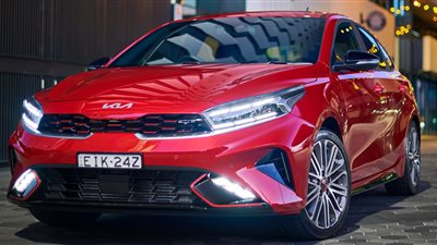 سعر ومواصفات كيا سيراتو 2023 في الكويت