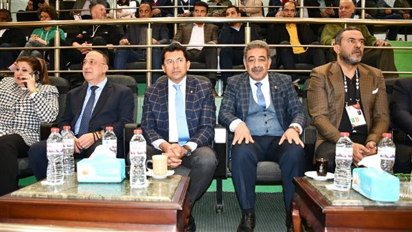 وزير الرياضة خلال