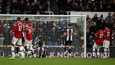 موعد مباراة مانشستر يونايتد ضد نيوكاسل في نهائي كأس الرابطة الإنجليزية