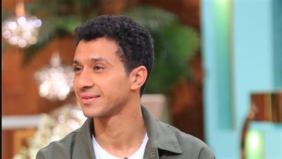 من هو عصام عمر صاحب شخصية الدكتور عاطف في بالطو؟