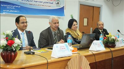 جامعة أسيوط  تفتتح فعاليات دورة إعداد المعلم الجامعي