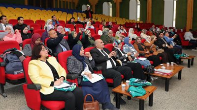 التعليم تعقد جلسة تدريبية لرؤساء وحدات تكافؤ الفرص في المديريات التعليمية حول الصحة الإنجابية