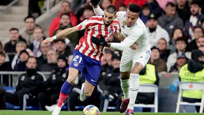 التعادل السلبي يحسم الشوط الأول من ديربي أتلتيكو وريال مدريد في الليجا