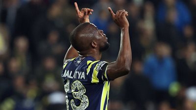 فنربخشة يضرب قونيا برباعية وقيصري سبور يفوز على جيرسون بثنائية في الدوري التركي