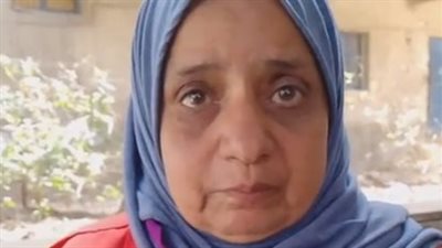 عاملة نظافة بالجيزة تستغيث لعلاج نجلها: عنده كهربا على المخ وخايفة يروح مني | بث مباشر