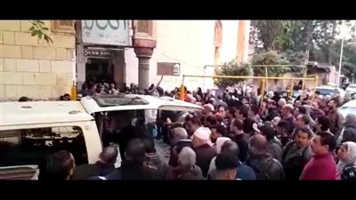 تشييع جثماني أم وطفلها ضحايا انهيار عقار الجمرك بالإسكندرية