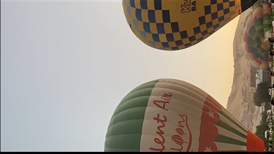 500 سائح على متن 25 رحلة بالون طائر بسماء الأقصر صباح اليوم