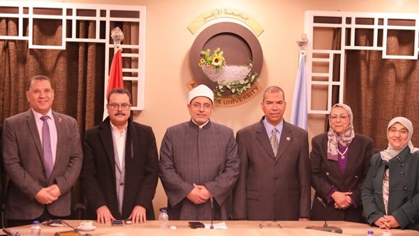 رئيس جامعة الأزهر