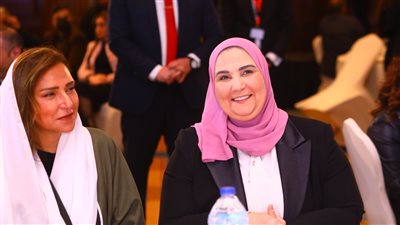 وزيرة التضامن: الرئيس السيسي أعطى أهمية كبيرة للنساء ومناصرة حقوقهن