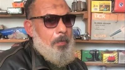 ميكانيكي كفيف يتحدى إعاقته ويصبح أشهر مصلّح أجهزة كهربائية بكفر الشيخ: علّمت نفسي بنفسي | بث مباشر