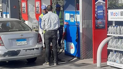 غرفة عمليات لمتابعة تنفيذ تحريك أسعار البنزين بالإسكندرية.. والتموين تحذر من التلاعب 