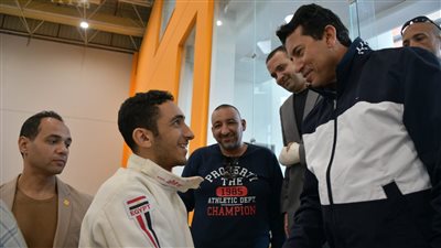 وزير الرياضة يشهد منافسات بطولة الجمهورية للسلاح بالعاصمة الإدارية