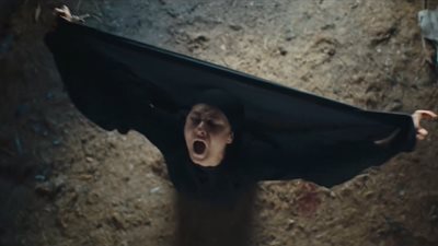 ظهور أحمد عيد وصراخ نيللي كريم داخل بئر.. أبرز لقطات برومو مسلسل عملة نادرة