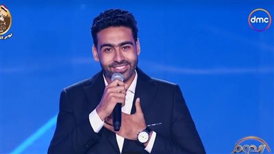 تألق منعم يوسف بـ قارئة الفنجان على مسرح الدوم.. وأنوشكا: وصلتلي جمال اللغة العربية بتاعتنا