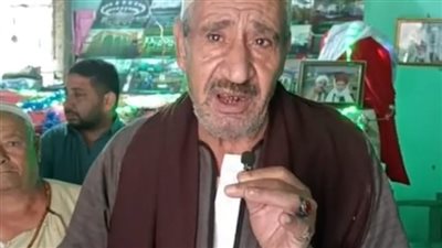 أهالي قرية ببني سويف يقيمون ضريحًا لجثمان رفض الخروج من المسجد بعد صلاة الجنازة: كان شخص زاهد | بث مباشر