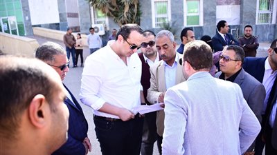 رئيس هيئة الرعاية الصحية يتفقد التشغيل التجريبي للتأمين الصحي الشامل بجنوب سيناء