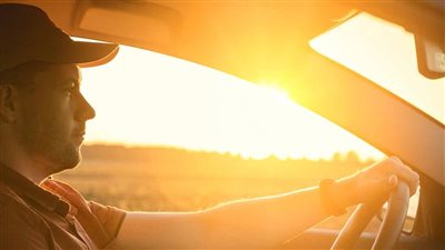 كيف تؤثر حرارة الصيف على أداء سيارتك؟