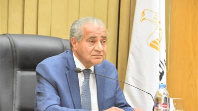 وزير التموين: عودة ساعات عمل المخابز لطبيعتها بدءًا من ‏الخامسة صباحًا