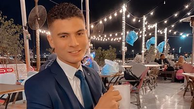 طالب يتهم مستشفى بنها الجامعي: دخلت أعمل عمليّة في صباع مكسور.. عملوهالي في صباع تاني