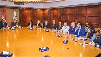 اقتصادية قناة السويس تلتقي وفد البعثة التجارية البريطانية إلى مصر | صور 