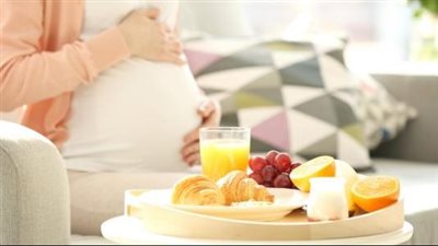 ماذا تفعل المرأة الحامل في رمضان؟.. 6 نصائح طبية لصيام آمن