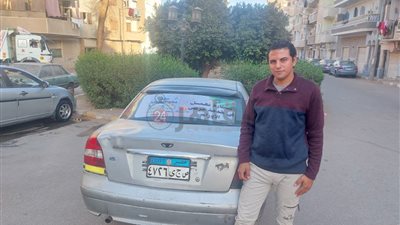 بعد إصابة زوجته بالمرض.. حكاية شاب وهب سيارته لتوصيل مرضى السرطان مجانا لمستشفيات الأورام
