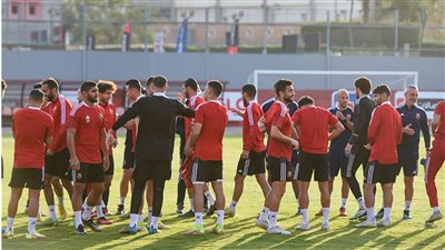 مران الأهلي.. تدريبات استشفائية للأساسيين وأخرى قوية لحراس المرمى