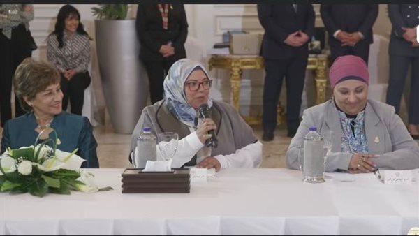 منال إبراهيم عيسى