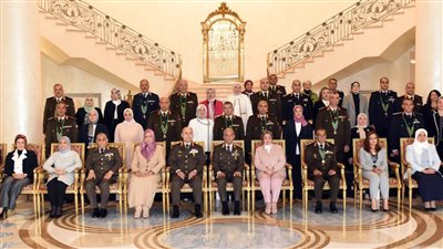 وزير الدفاع يكرم قادة القوات المسلحة المحالين للتقاعد| فيديو 