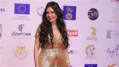 دينا: لقب رقاصة مش بيضايقني.. وحاليا في حالة هدنة من الارتباط | حوار