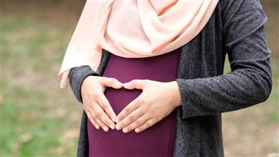 الصيام للحامل في الشهر السابع.. استشيري طبيبك أولا