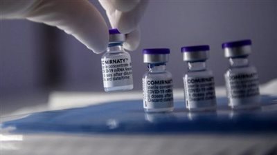مريض يتلقى 217 جرعة من لقاح فيروس كورونا