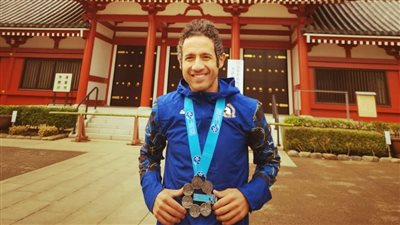 أول مصري يكمل سباقات الماراثون العالمية الـ6 بطوكيو: الرياضة فرقت في حياتي.. والحدث إنجاز كبير لمصر| خاص