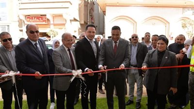 تفاصيل زيارة محافظ الدقهلية لقرية البجلات