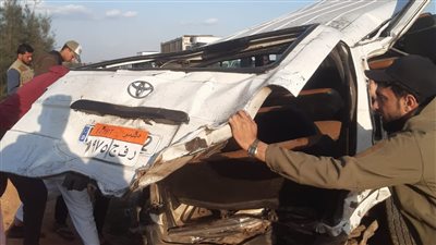 مصرع وإصابة 12 شخصًا في حادث انقلاب ميكروباص في مدينة 6 أكتوبر